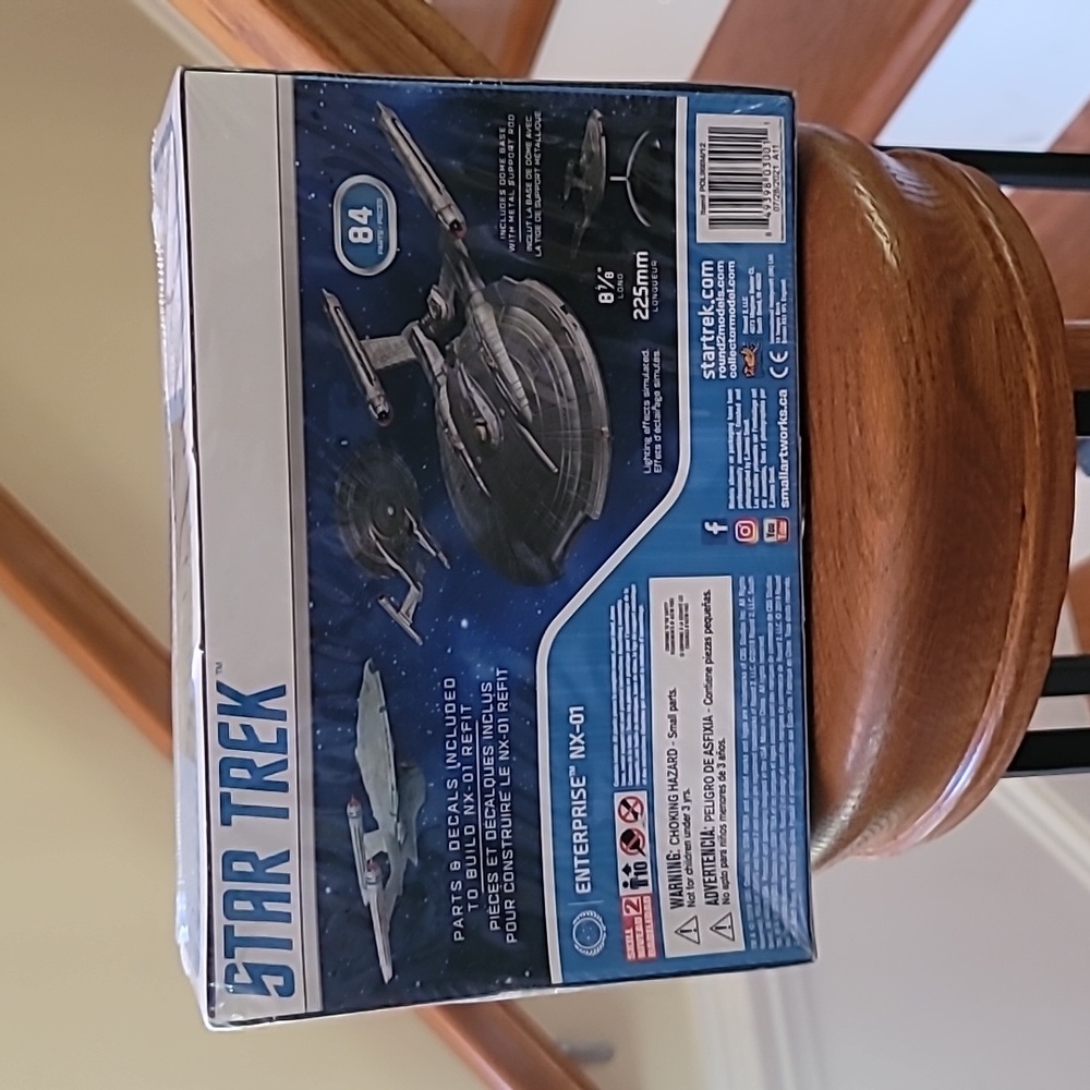 Polar Lights Star Trek Enterprise NX-01 Snap Model Kit 1:1000 Scale - Picture 4 of 12